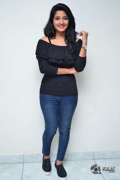 Deepthi-Shetty-At-Sri-Ramudinta-Sri-Krishnudanta-Movie-Teaser-Launch